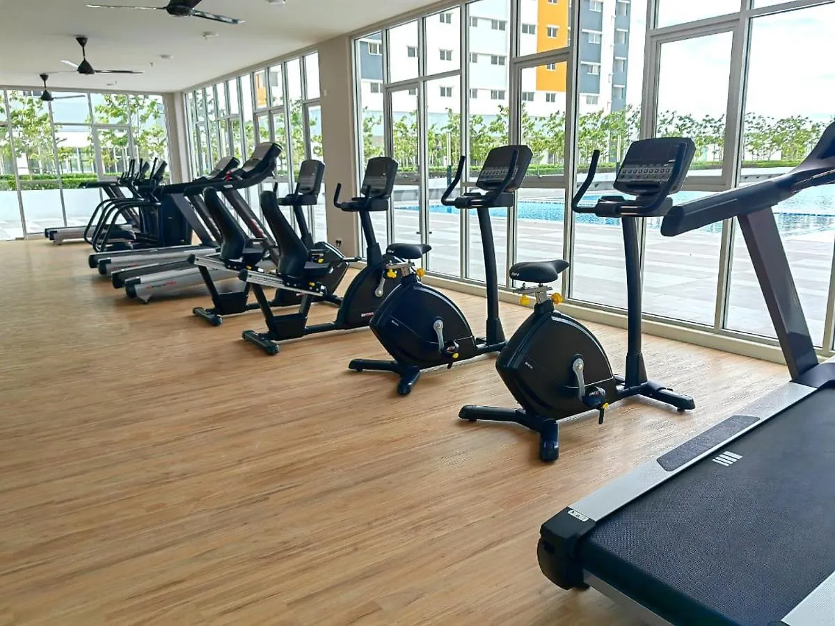 Alanis Residences Klia Kota Warisan Sepang By Dreamstay